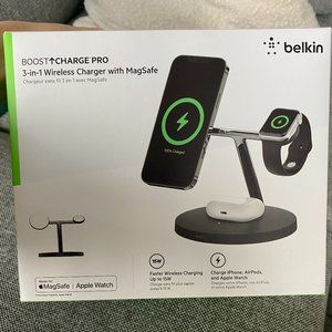 3-in-1 Wireless Charger with MagSafe - BRAND NEW